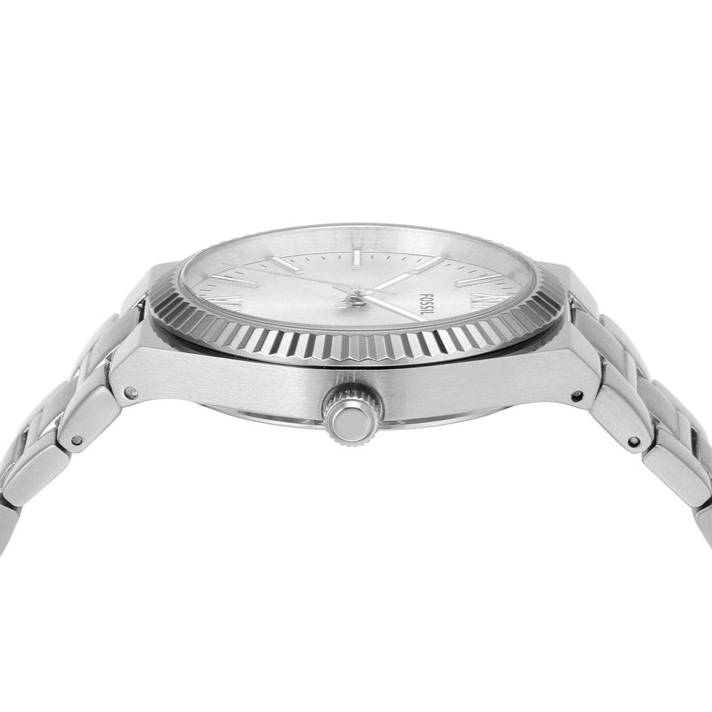 Scarlette Three-Hand Date