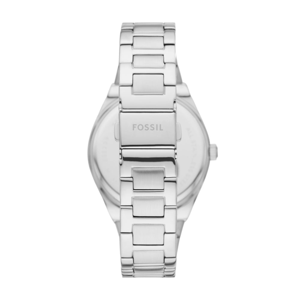 Scarlette Three-Hand Date