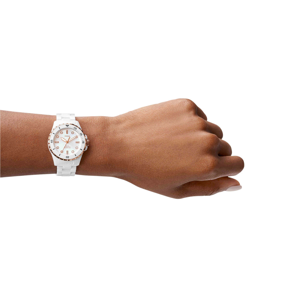 FB-01 Three-Hand White Ceramic