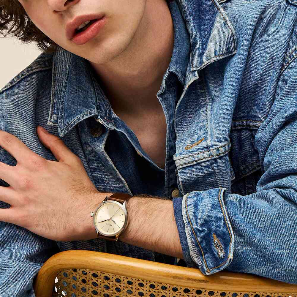 Fenmore Three-Hand Brown